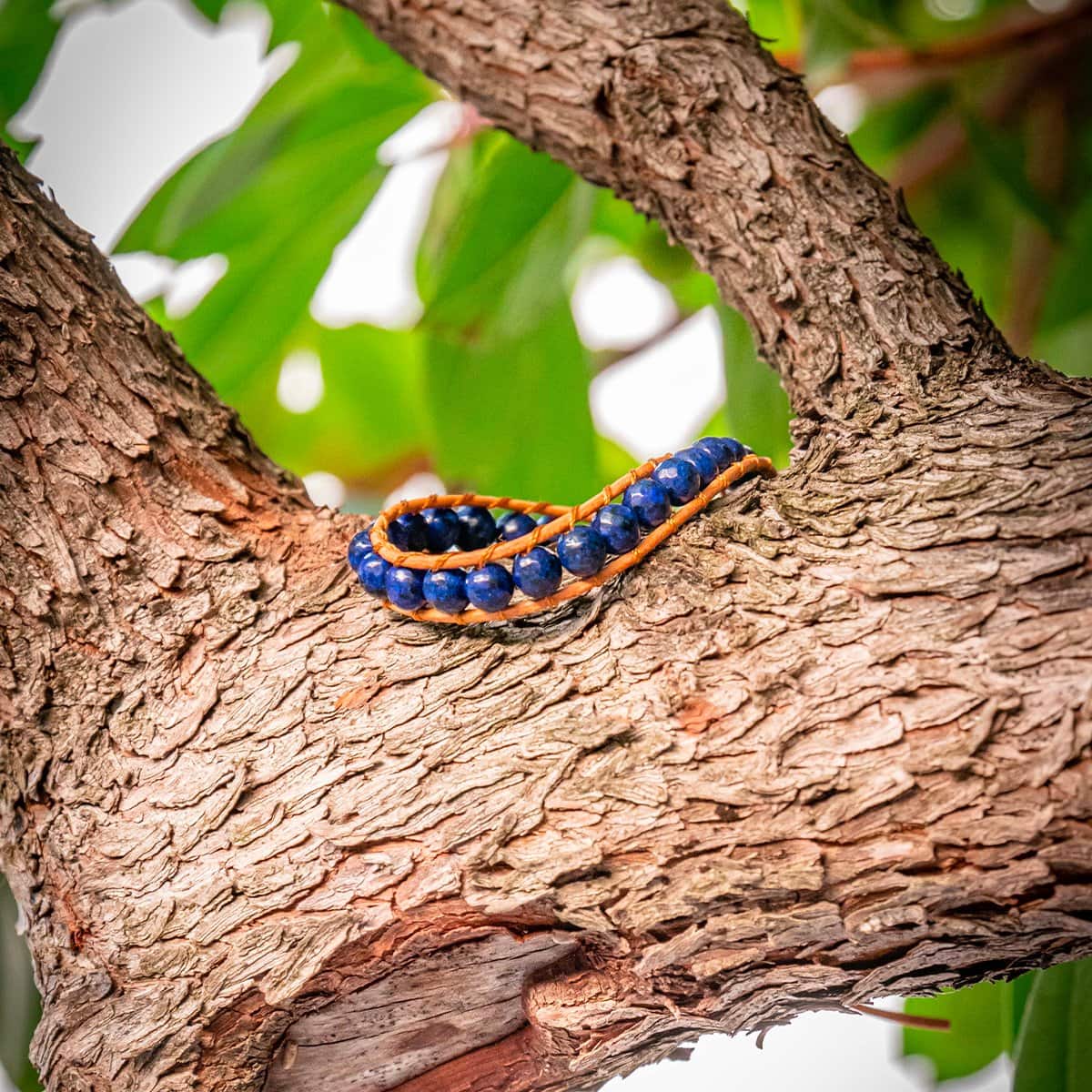 Bracelet IOMAS en pierres naturelles lapis lazuli et cuir - SLOYA